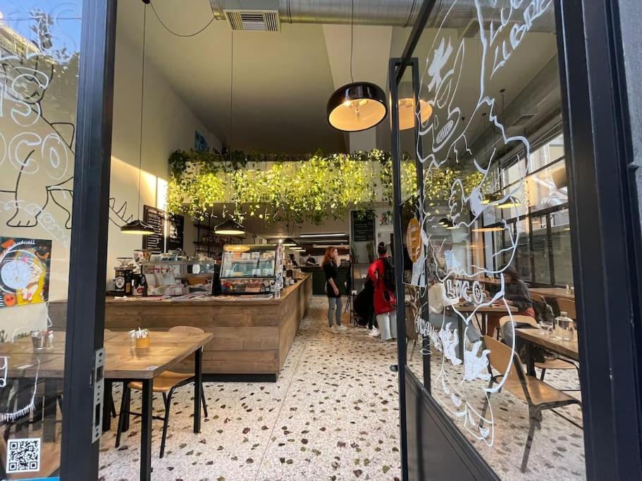 Stone Inn Near Acropolis & Metro 石头记 Felsenhohle أثينا المظهر الخارجي الصورة